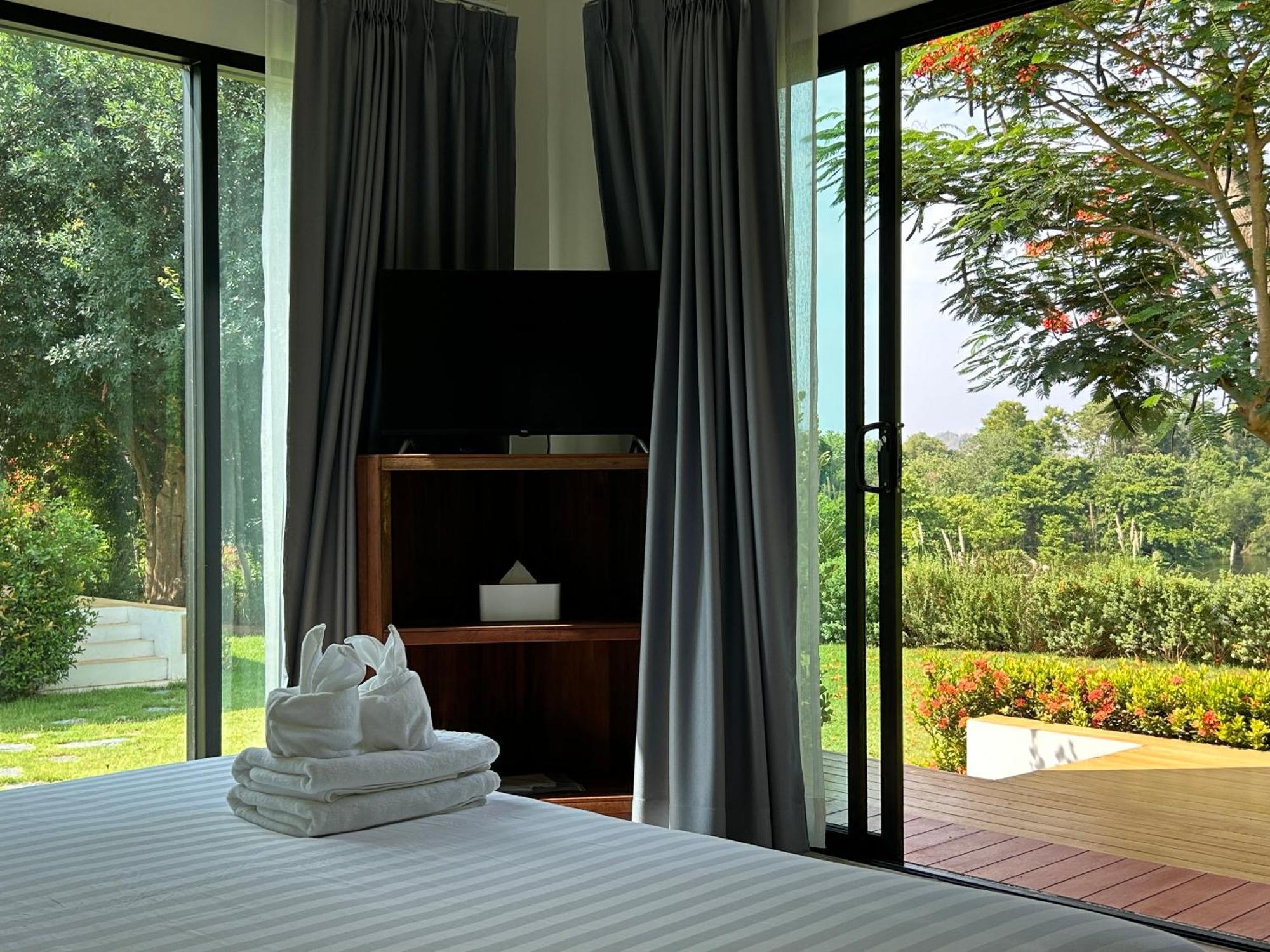 Rakmak Kan Resort & Cafe كانتْشانابوري الغرفة الصورة